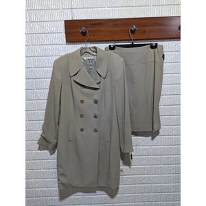 Tahari Women's Tan Wool Skirt Suit Jacket 16 & Skirt 14 NWT